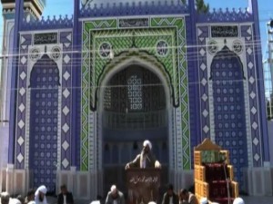فضيلة الشيخ عبد الحميد: لو كان مسجد لأهل السنة في طهران لكان له أثر عالمي