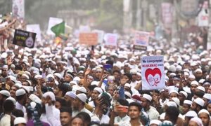 مظاهرات حاشدة في العالم الإسلامي للتنديد بالتصريحات المسيئة للرسول من مسؤولي الحزب الحاكم بالهند