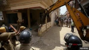 الهند تهدم منازل مسلمين بعد مظاهرات مناهضة للتصريحات المسيئة للنبي محمد