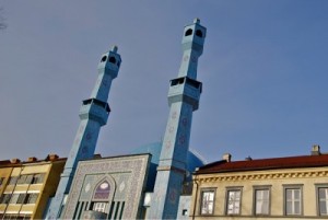 Norwegians Find Life in Islam