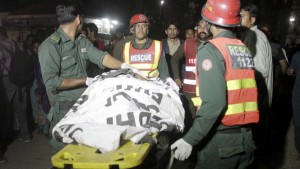 Scores killed in Lahore suicide attack