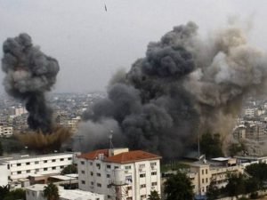 Scores killed in ISIL-claimed suicide bombing in Yemen