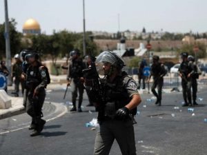 Israeli soldiers killed 3 Palestinians on Gaza border