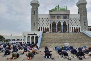 مسلمانان در کره جنوبی؛ از محبوبیت حجاب یک سلبریتی تا استقبال از ترجمه‌های قرآن