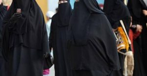اسکاٹ لینڈ پولیس میں مسلم خواتین کو ’حجاب‘پہننے کی اجازت