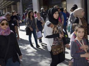برطانیہ میں مسلمانوں کی آبادی پہلی مرتبہ 30 لاکھ سے تجاوزکرگئی