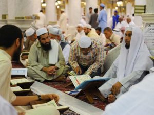 مسجد نبوی میں 12 زبانوں میں ترجمہ کلام پاک