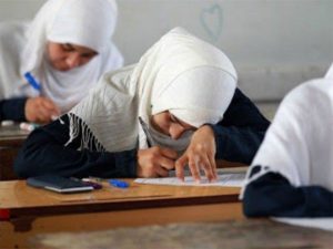 برطانوی اسکول میں روزہ رکھنے اور حجاب کرنے پر پابندی عائد