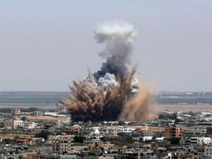 اسرائیلی فضائیہ کی غزہ میں ماہی گیروں کے گھر اور کشتیوں پر بمباری