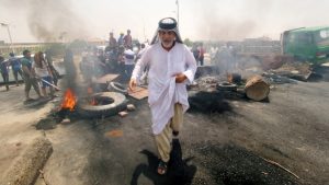 جنوبی عراق میں مظاہرے، پولیس سے تصادم میں متعدد افراد زخمی