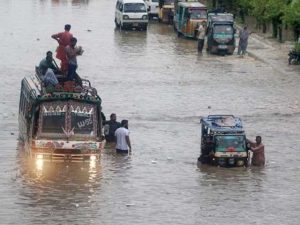 سندھ اور بلوچستان میں بارش سے نظام زندگی درہم برہم