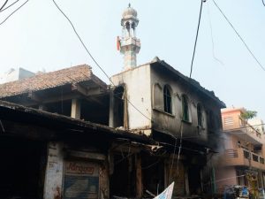 بھارت میں ہندوانتہاپسندوں نے مسجد شہید کردی