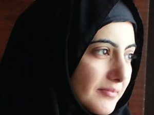 برطانیہ؛ پاکستانی نژاد تفہین شریف پہلی مسلم خاتون ڈپٹی میئر بن گئیں