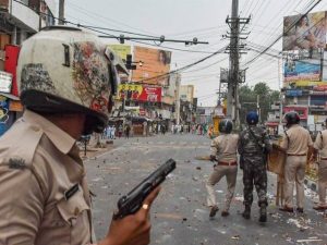 بھارت میں مسلمان مظاہرین پرپولیس نے گولیاں برسادیں،2 افراد جاں بحق