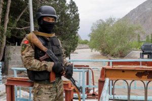 قرغيزستان تتحدث عن توقف القصف الطاجيكي في الحدود ومفاوضات جديدة لحل الأزمة