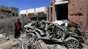 Yemen conflict: Civilians killed in air strikes