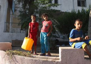 Israel cuts off water to Palestinians in Ramadan