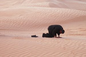 Getting close to Allah: 10 practical tips