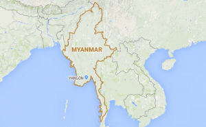 Thousands of Rohingya flee Myanmar violence
