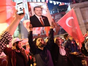 Turkey: Recep Tayyip Erdogan hails referendum victory