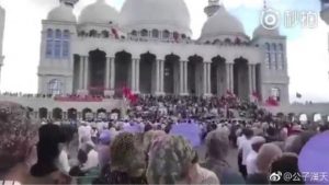 Hui Muslims try to block China mosque demolition