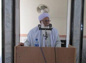 انتقاد مولانا گرگیج از بی‌تفاوتی مسئولین در خصوص تخلف بیمارستان چابهار