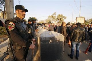 مردم عراق در اعتراض به فساد مالی حکومت تظاهرات کردند