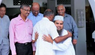 دولت سنگاپور یک امام جمعه را از این کشور اخراج کرد