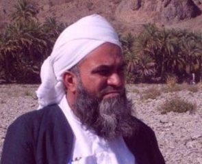 امام‌جمعه موقت چابهار از «تصرف بی‌رویه ساحل» توسط ارگان‌های رسمی انتقاد کرد