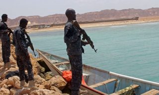 تیراندازی نیروهای دولت سومالی به ماهیگیران کنارکی/دستگیری ۱۶ نفر