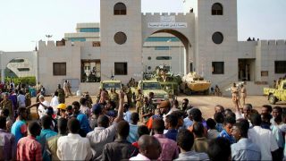 تحولات سودان؛ وعده تشکیل دولت غیرنظامی و مخالفت با استرداد عمرالبشیر