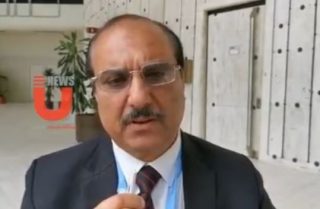 ساکنان کشمیر باید خودشان سرنوشت‌شان را تعیین کنند