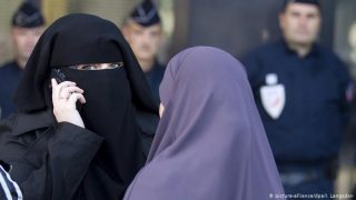 تصویب لایحه ضدحجاب در مجلس سنای فرانسه