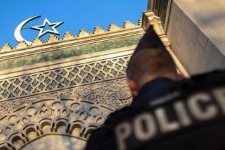 عضو سنای فرانسه: پیش‌نویس «قانون ضدجدایی‌طلبی» هجمه به مسلمانان است