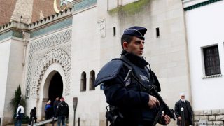 سازمان ملل نقض حقوق مسلمانان از سوی فرانسه را محکوم کرد