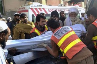 حمله به پاسگاه پلیس در شمال غرب پاکستان ۲۳ کشته و ده‌ها زخمی برجا گذاشت