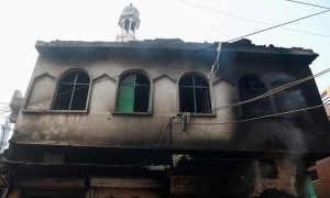 دہلی میں مذہبی فسادات: ہلاکتوں کی تعداد 23، فوج بلانے کا مطالبہ