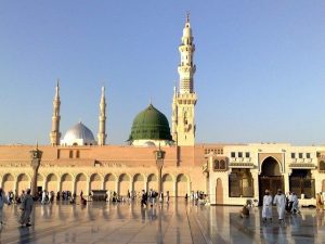 عمرہ کیلیے اب بیرون ملک سے بھی معتمرین کو آنے کی اجازت ہوگی، سعودی عرب