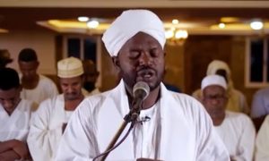معروف سوڈانی قاری شیخ نُورین کار حادثے میں جاں بحق
