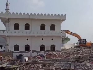 بھارت میں ایک اور مسجد شہید کردی گئی