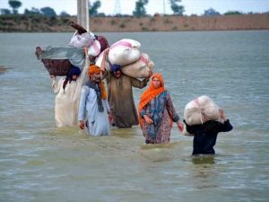 پاکستان: ملک بھر میں سیلاب سے ہلاکتوں کی تعداد 980 سے تجاوز کرگئی