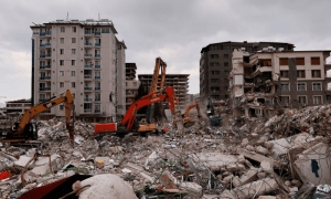 زلزلے سے ہلاکتوں کی تعداد 50 ہزار سے متجاوز، ترکیہ میں گھروں کی تعمیر شروع